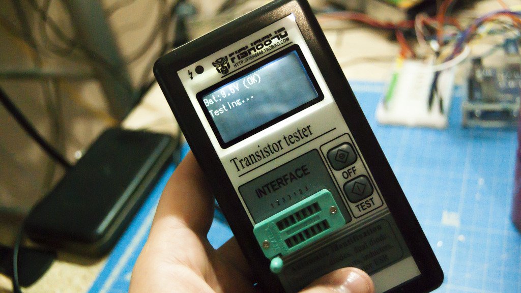 FiSH8840 - Le bouffeur de piles