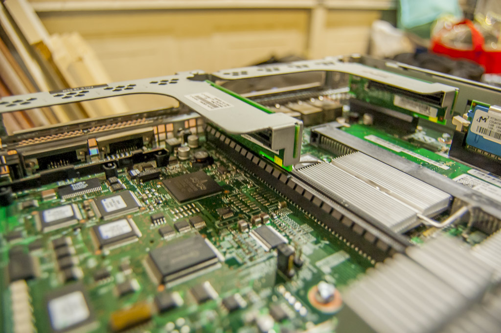 Carte mère du serveur