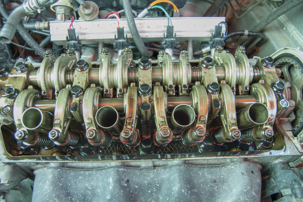 Cache culbuteurs retiré