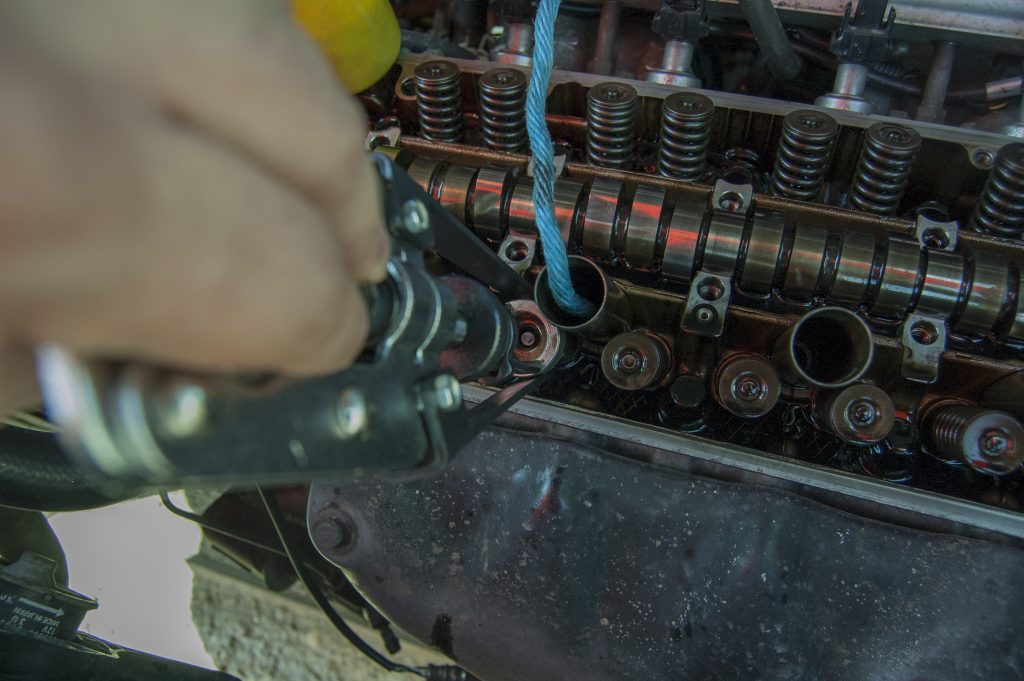 Compresseur de ressort en place