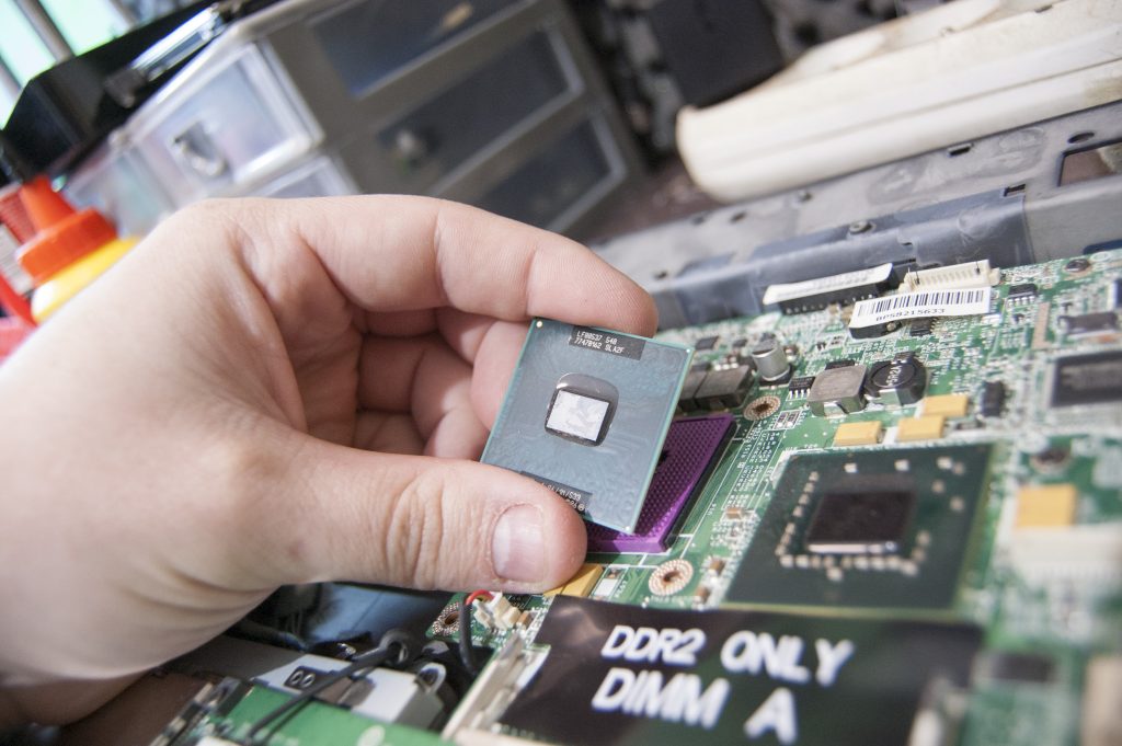 Nouveau CPU T3200 en place