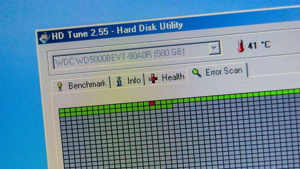 Réparation d'un Samsung 350E : Ralentissement et Disque Dur Endommagé