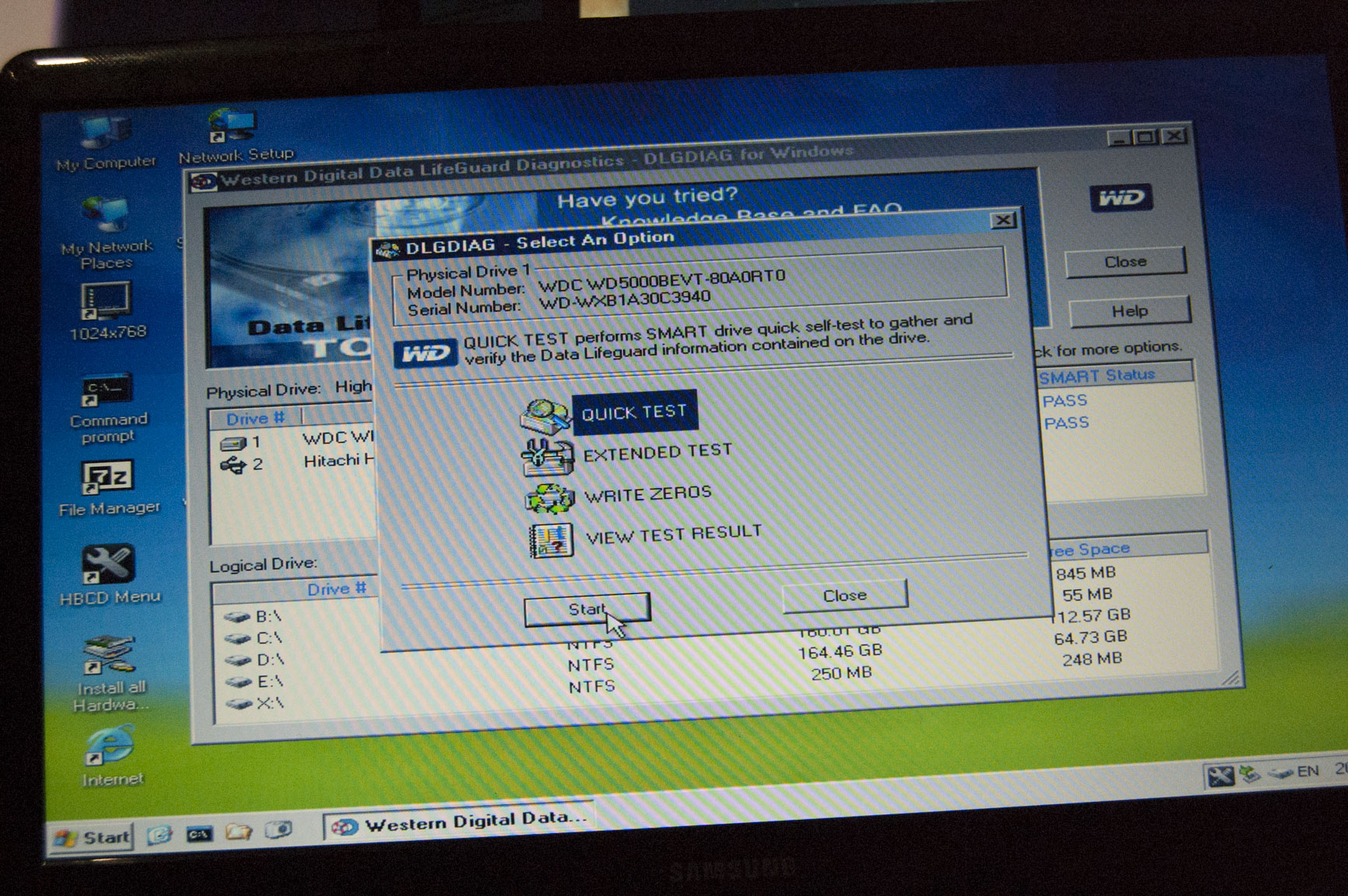 Inspection physique du châssis du Samsung 350E