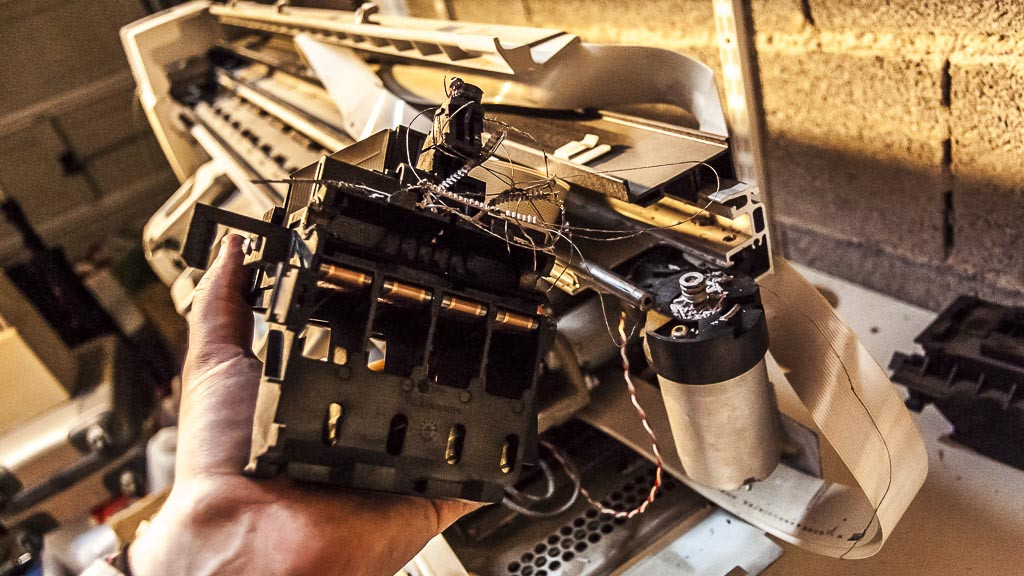 Réparation et Restauration d'un Vieux Traceur HP DJ450c