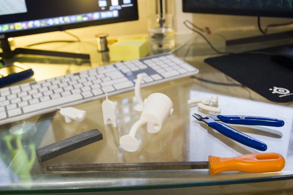 Figurine Bender à mi-impression